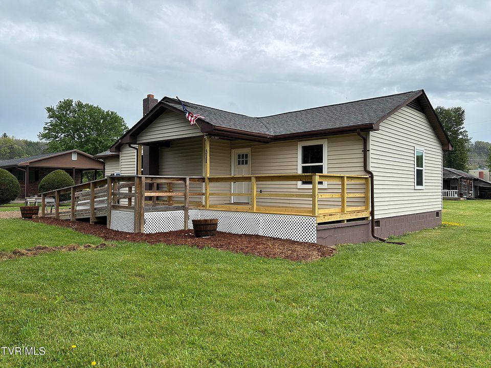 1st image of 311 Collins Dr