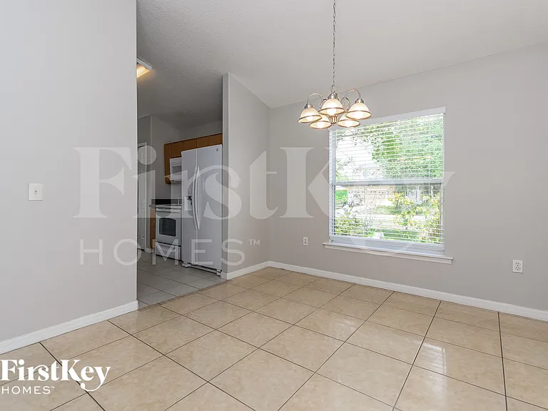 557 Peace Dr — Photo 5