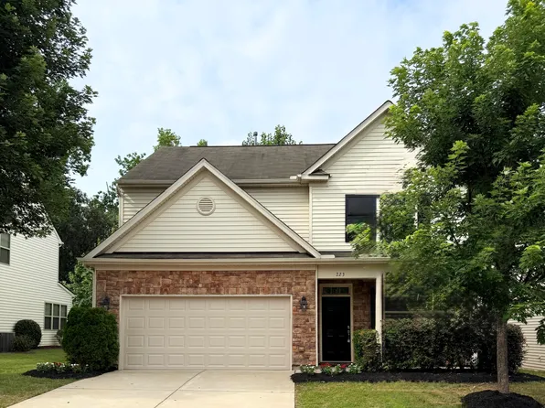 223 Genoa Ln, Clayton, NC 27527