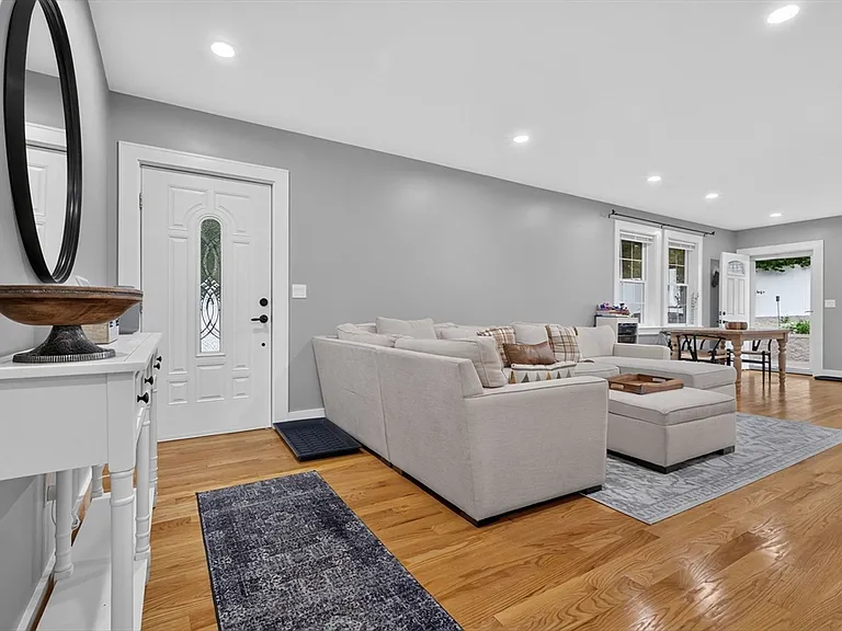248 Washington St #- — Photo 3