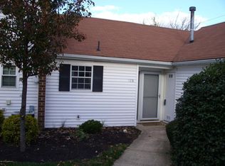 128 Walnut Dr, Spring Lake, NJ 07762