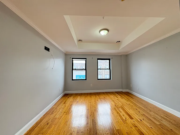 180 Ferry St #1B — Photo 4
