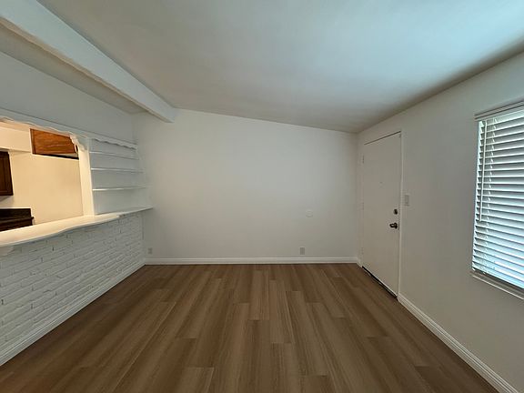 2nd image of 471 W McKinley Ave #U