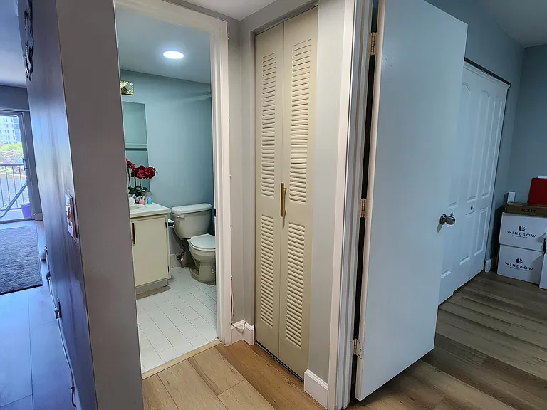 2228 N Cypress Bend Dr #307 — Photo 25