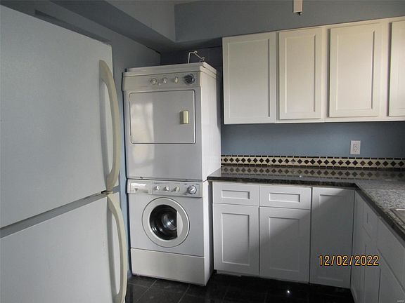5th image of 4027 Gordon Ave