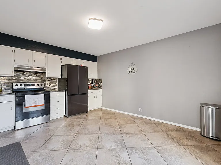 9605 Hefner Village Blvd — Photo 13