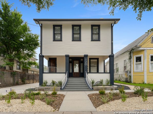 120 E Magnolia Ave #202