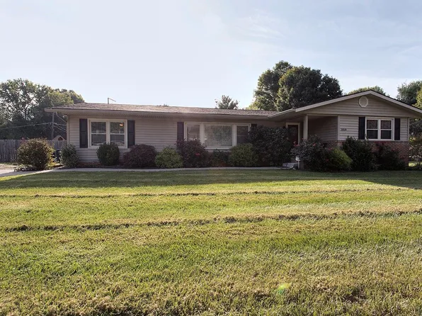 1858 Stivers Ave, Aberdeen, OH 45101