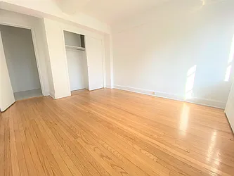 Rented by Manhattan Realty Group