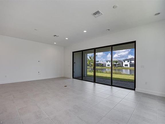 3rd image of 20401 Estero Crossing BLVD