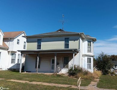 810 S 14th St, Burlington, IA, 52601