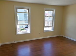 179 Beech St #2, Manchester, NH 03103