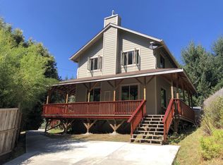 89 Mink Dr, Whitethorn, CA 95589