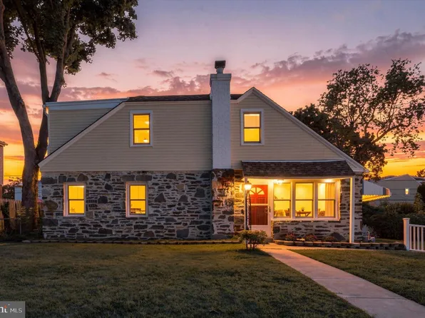 741 Cricket Ln, Aldan, PA 19018