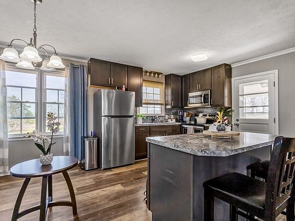 5th image of 1649 Ringgold Rd