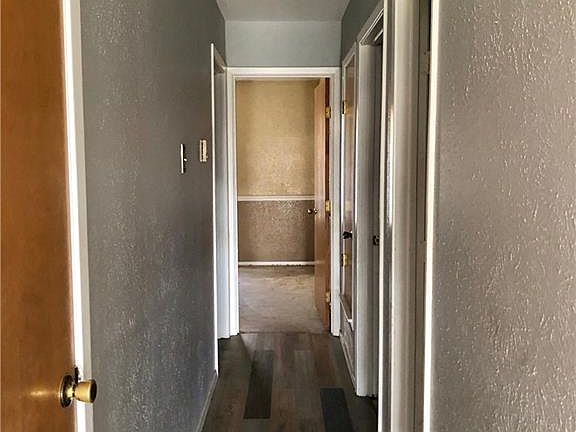 5th image of 1715 Parkhaven Dr