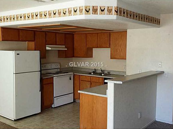 2nd image of 6556 Wilma Ave