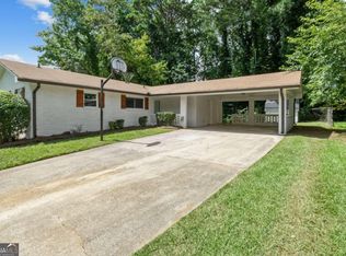 1726 W Caribaea Trl SE, Atlanta, GA 30316