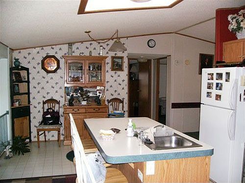 Island kitchen