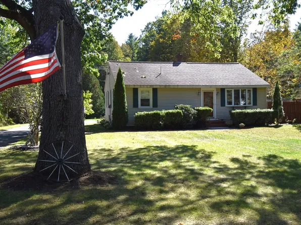 24 Crane Crossing Rd, Newton, NH 03858