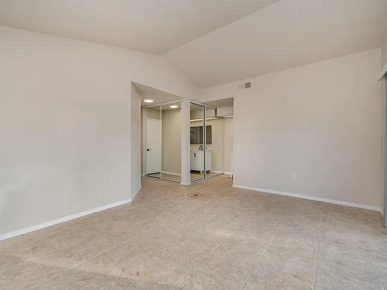 1090 Winding Oak Dr — Photo 20