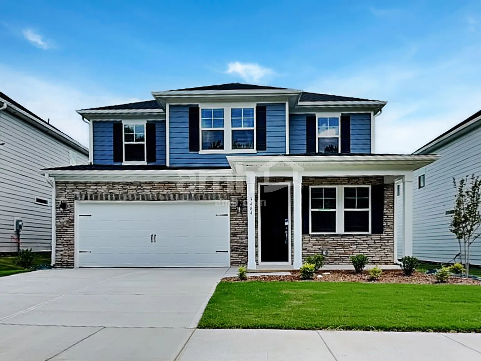 4 bed, 2.5 bath, 2293 sqft, $2,515 — Photo 1
