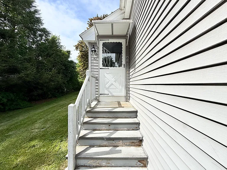 56 Ward St #A2 — Photo 5