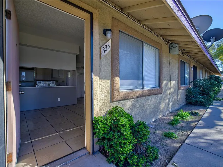 329-335 E Alturas St — Photo 3