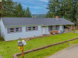 1595 N Henry St, Coquille, OR