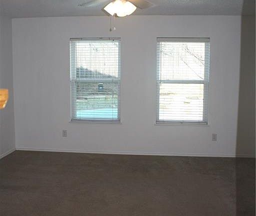4th image of 2608 Skyview Dr