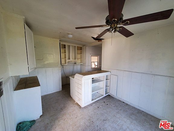 3rd image of 7815 Eastern Ave