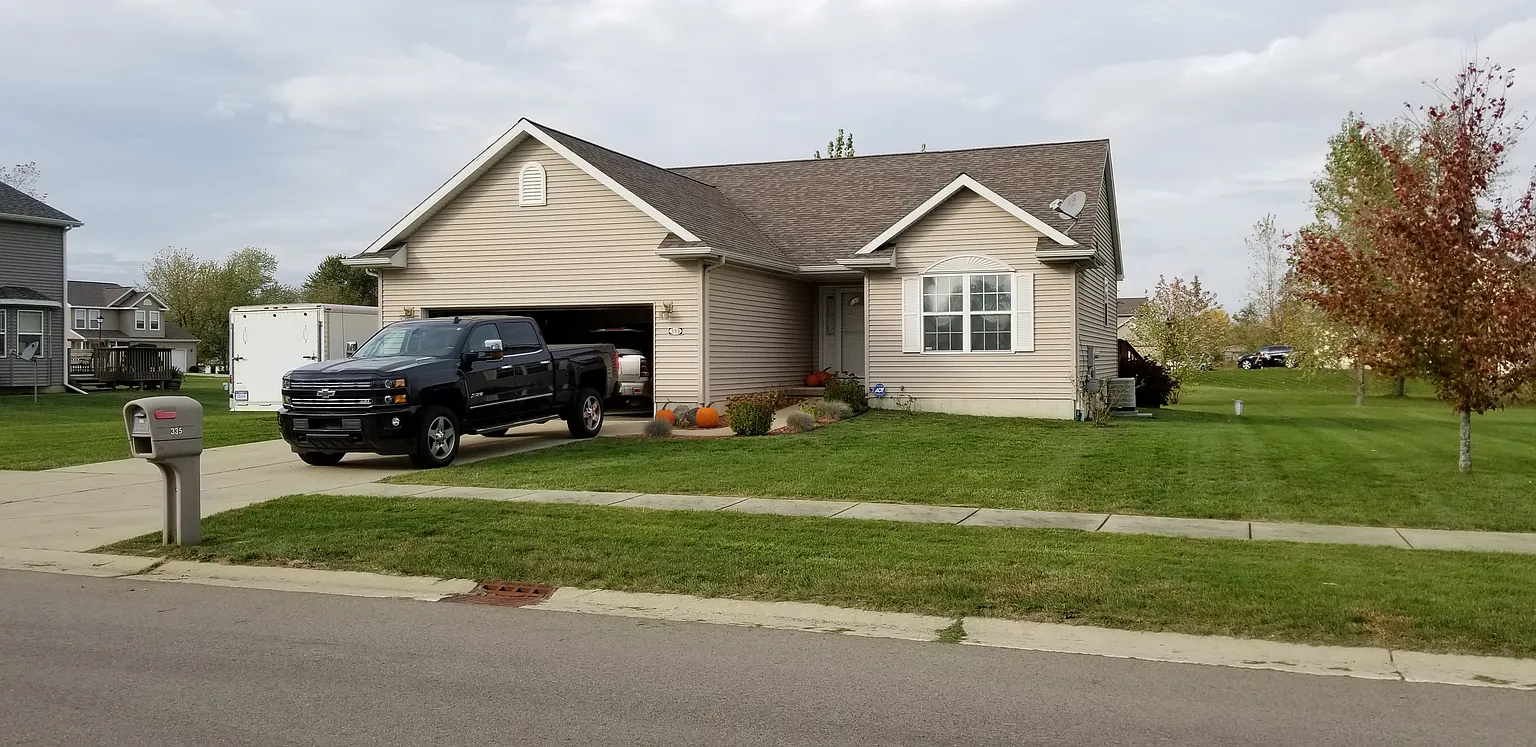 335 Brittany Ln photo 1