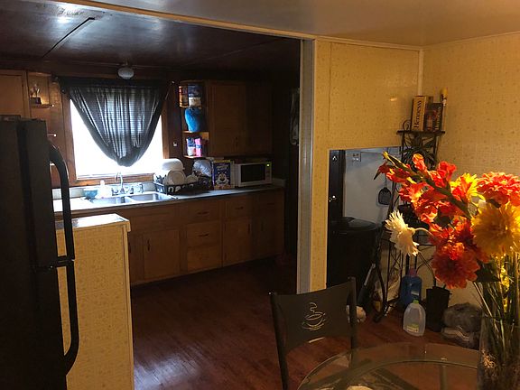 5th image of 30 N Clay St