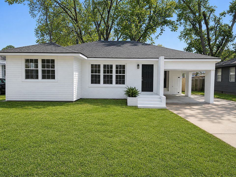 1st image of 233 Roma Dr