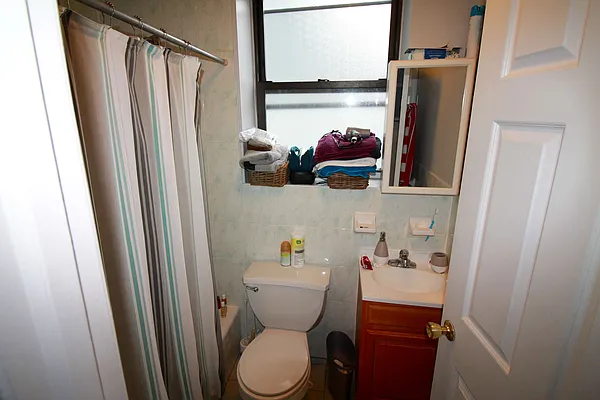 Rented by J Misrahi Realty Corp | media 15