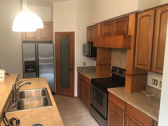 3rd image of 2440 119th Ct NE