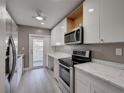 2700 Riverside Dr APT 303B, Coral Springs, FL, 33065
