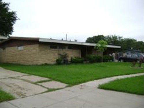 1st image of 7933 Laura St