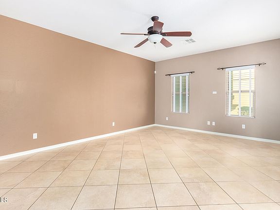 4th image of 3671 E Zachary Dr