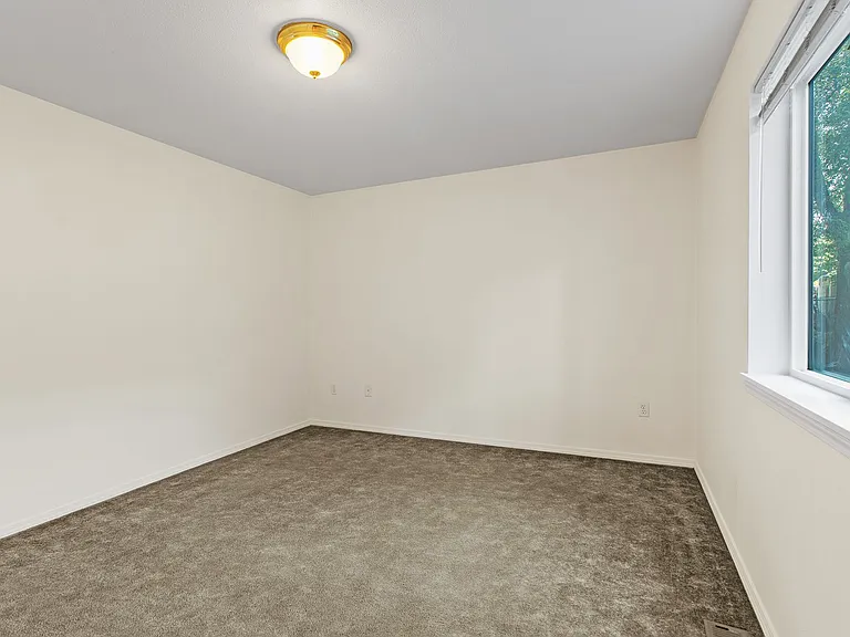 217 E Garden Ave — Photo 18