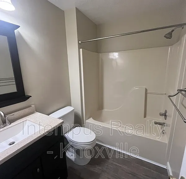 7728 Chapel Bend Dr — Photo 24