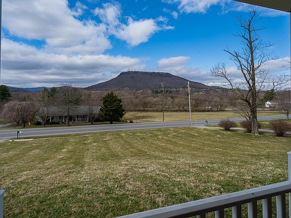 2nd image of 8560 Sanderson Dr