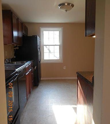 4th image of 4602 Central Park Dr