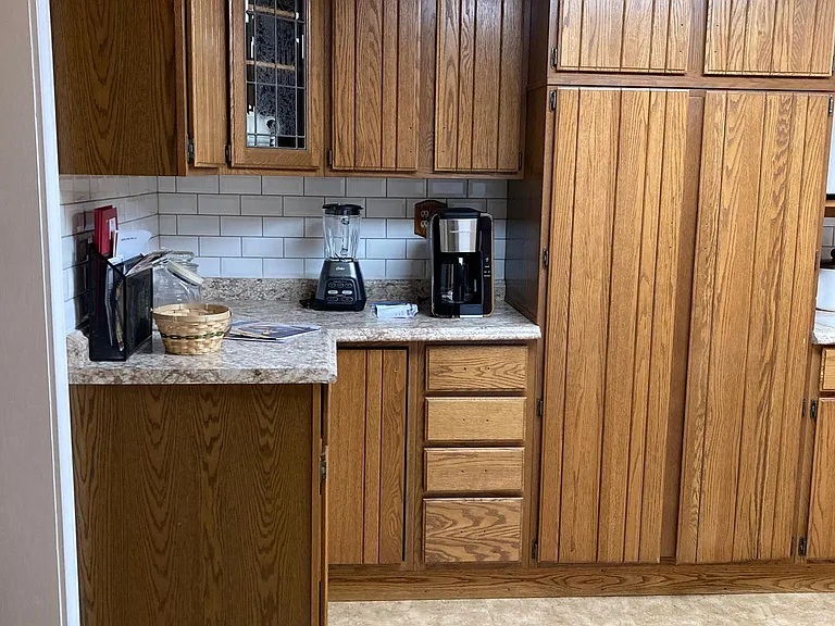 741 Ferdinand St — Photo 37