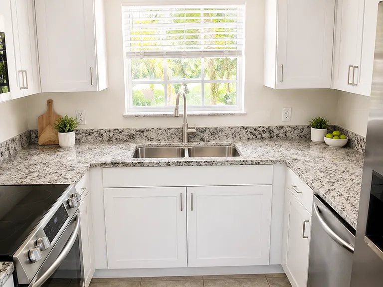 213 Rotonda Blvd W #B — Photo 15