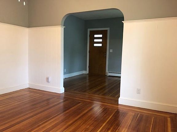 5th image of 250 Fruit Hill Ave