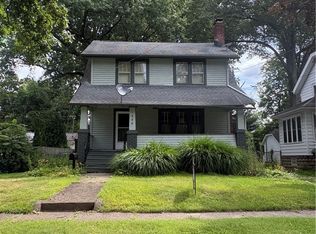 1949 7th St, Cuyahoga Falls, OH 44221