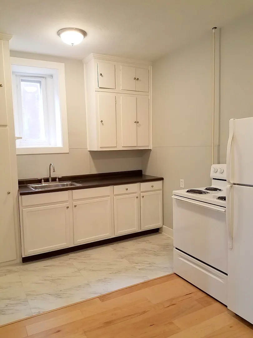 5916 Howe St in Shadyside — Photo 3