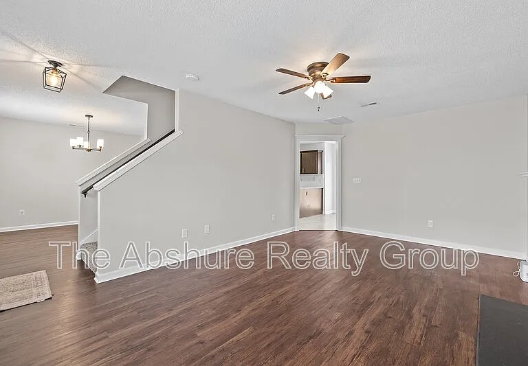 5216 Carriage Pine Dr — Photo 8