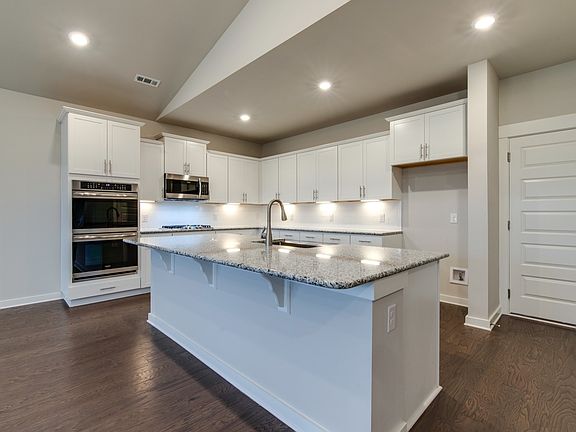 2nd image of 728 Westchester Cir Lot 615